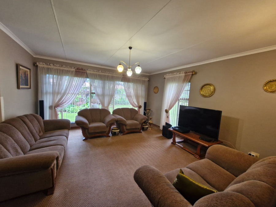 4 Bedroom Property for Sale in Kathu Northern Cape